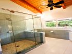 Hana Maui Hawaii villa facility - The Master bathroom The Master bathroom
